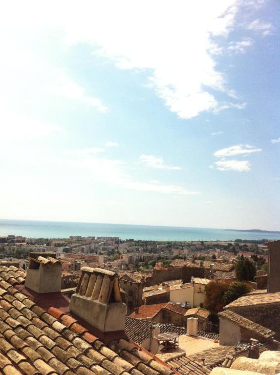 Hôtel Grimaldi Cagnes-sur-Mer Chambre photo